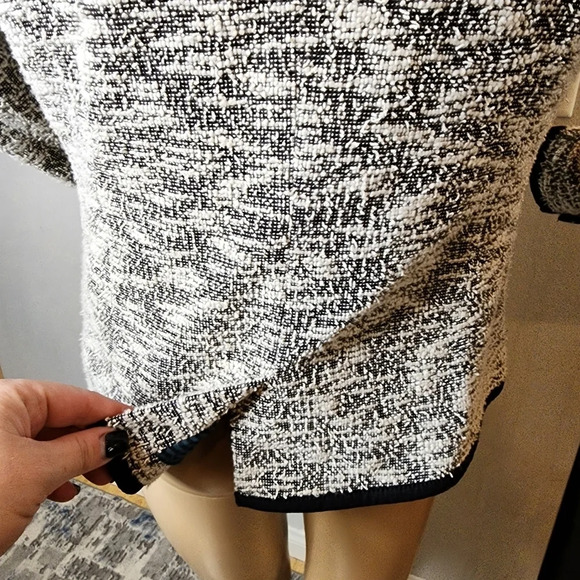 Anthropologie Cartonnier tweed blazer. - Picture 12 of 17